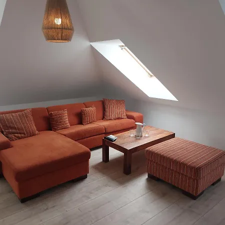 Apartman Utulny V 4 *